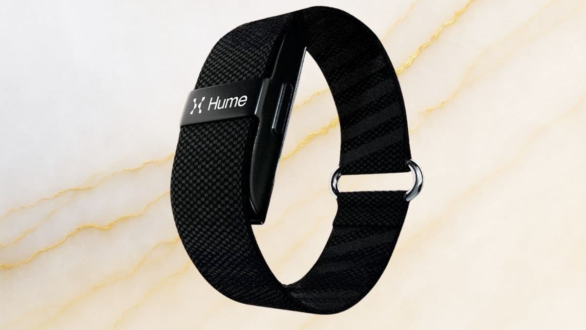 Wondering why your smartwatch data isn’t improving how you feel? See the difference between tracking and understanding, and how Hume turns metrics into practical next steps.