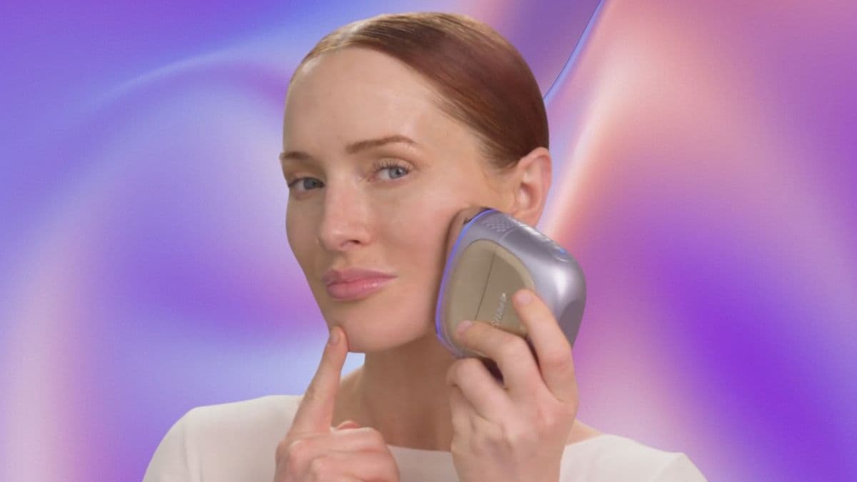 Shark FacialPro Glow at-Home Hydro-Powered Facial System with DePuffi: Worth the Splurge?