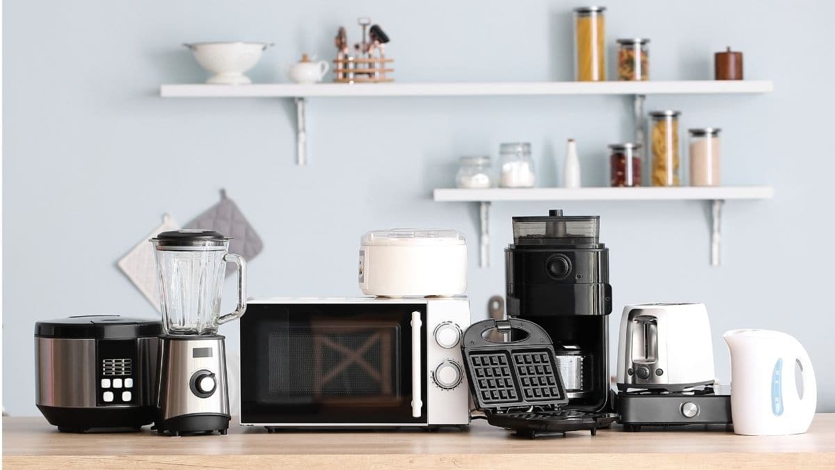 Maximize Your Tiny Kitchen: Best Compact Appliances for Small Spaces in 2025